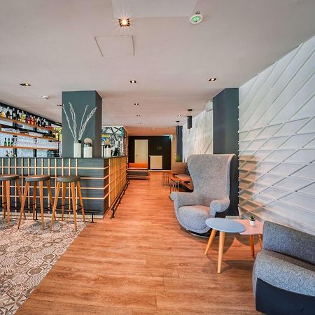 Vienna House Easy By Wyndham Dortmund City Exteriör bild