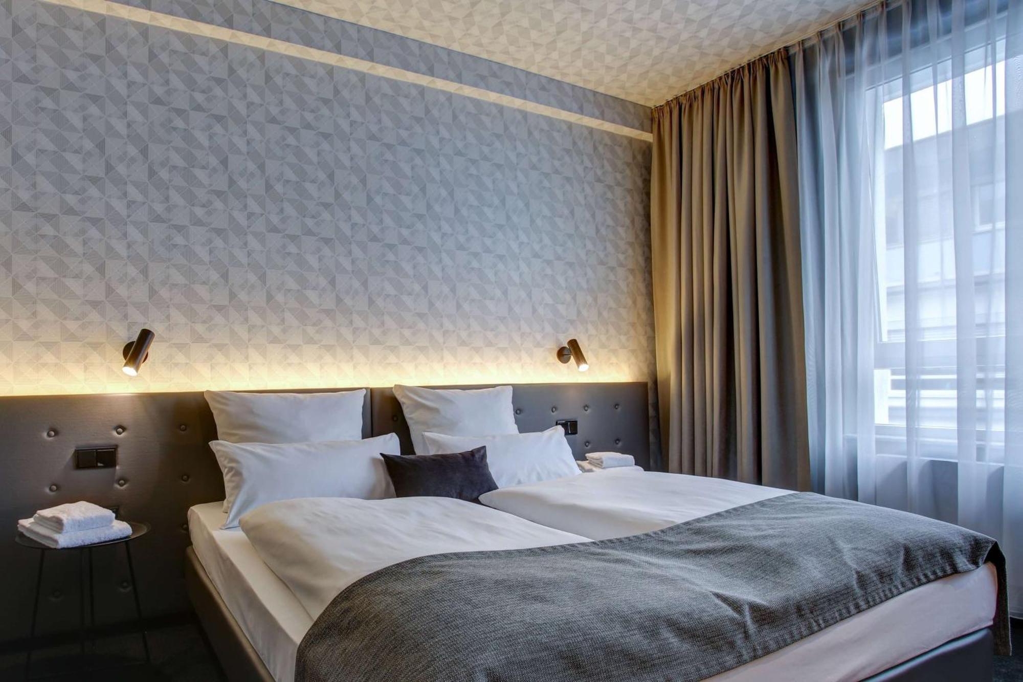 Vienna House Easy By Wyndham Dortmund City Exteriör bild