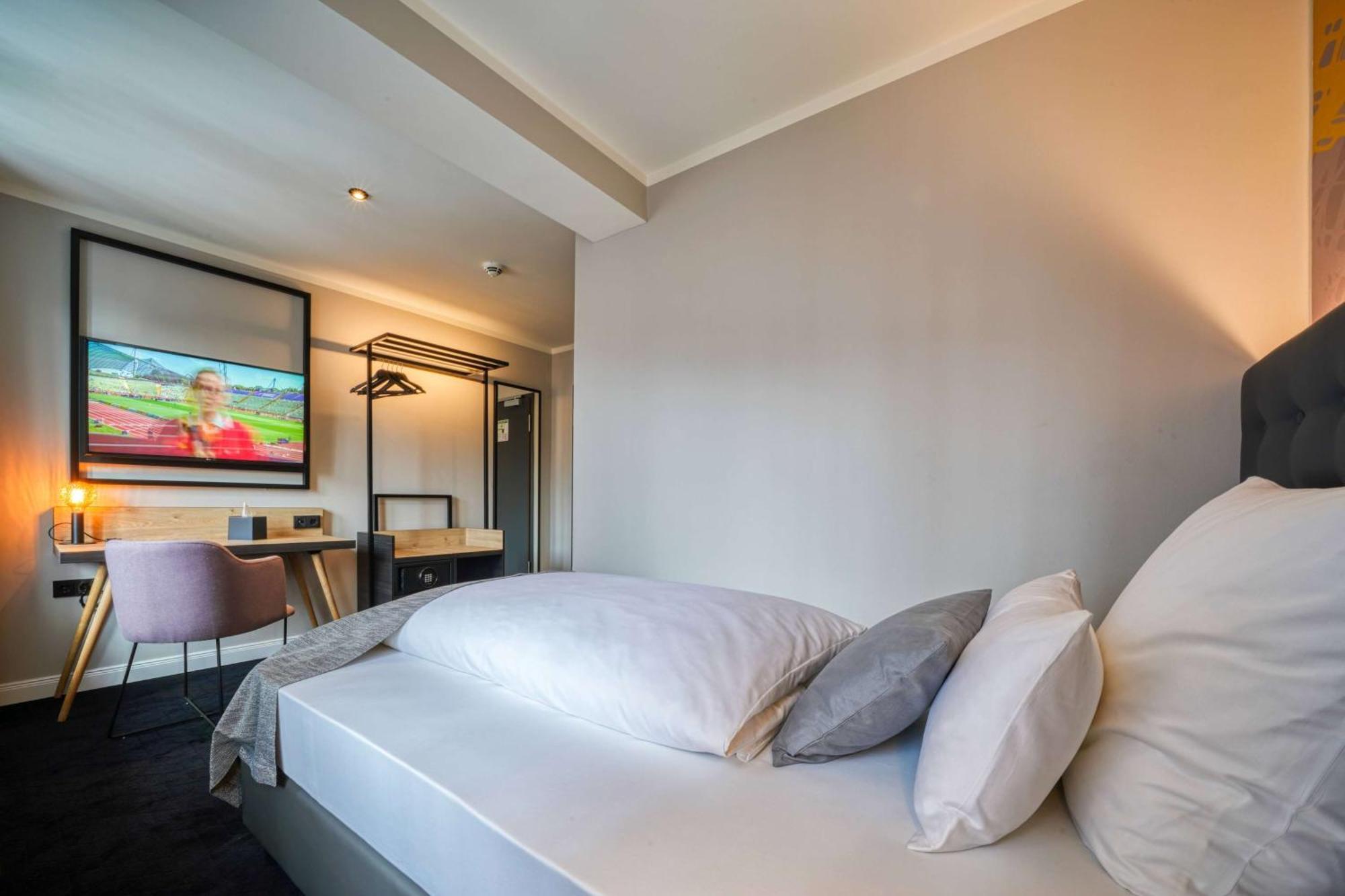 Vienna House Easy By Wyndham Dortmund City Exteriör bild