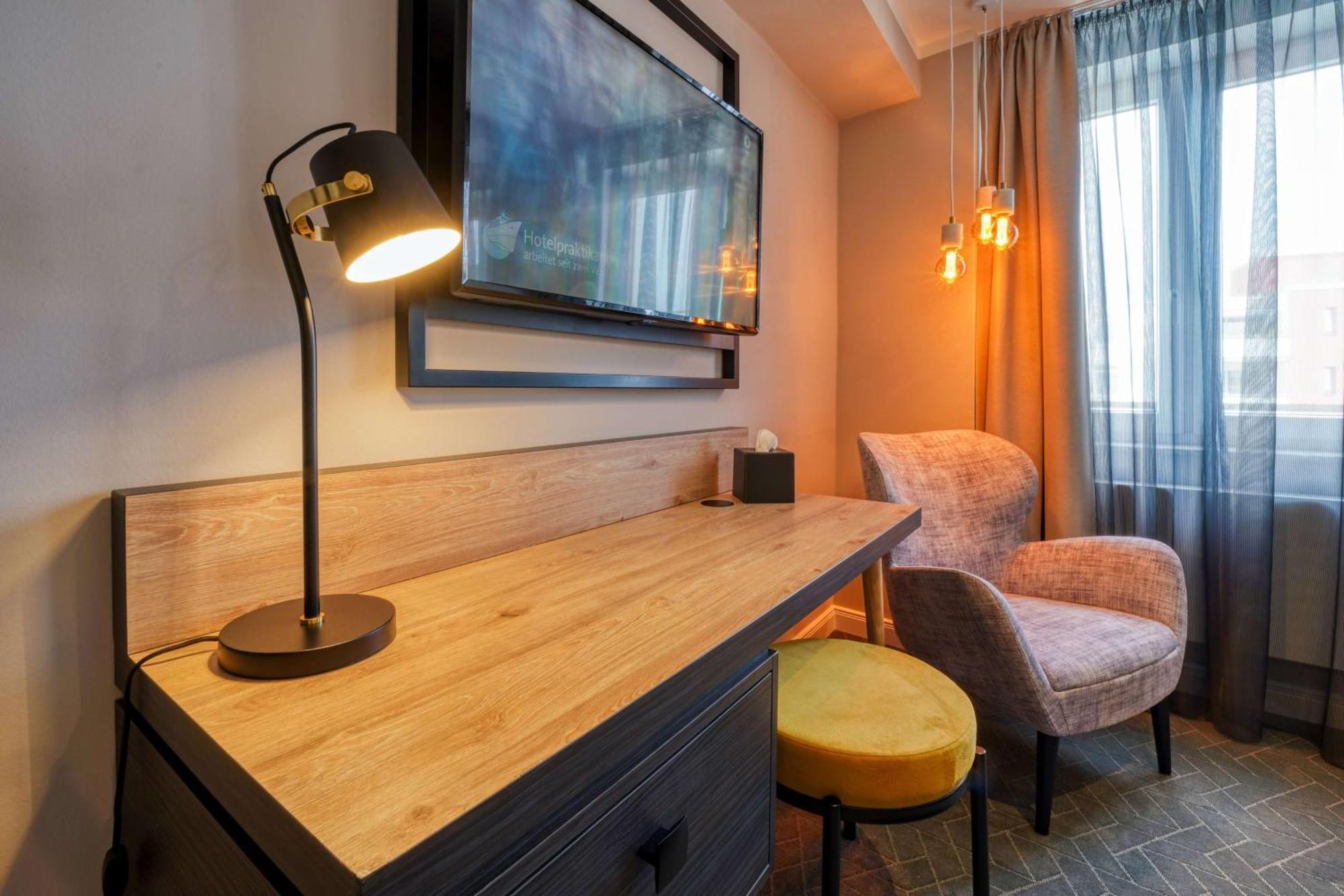 Vienna House Easy By Wyndham Dortmund City Exteriör bild