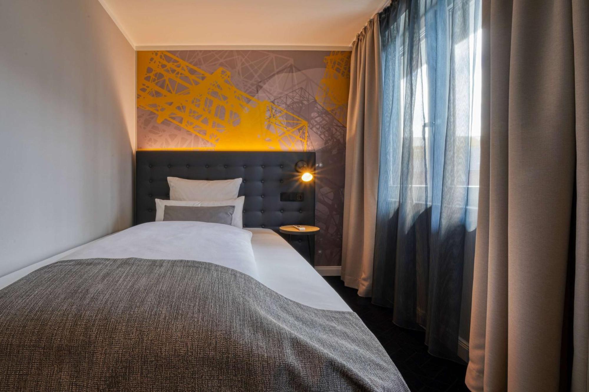 Vienna House Easy By Wyndham Dortmund City Exteriör bild