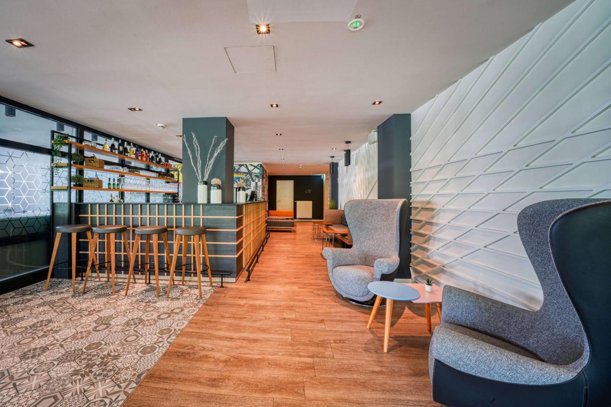 Vienna House Easy By Wyndham Dortmund City Exteriör bild