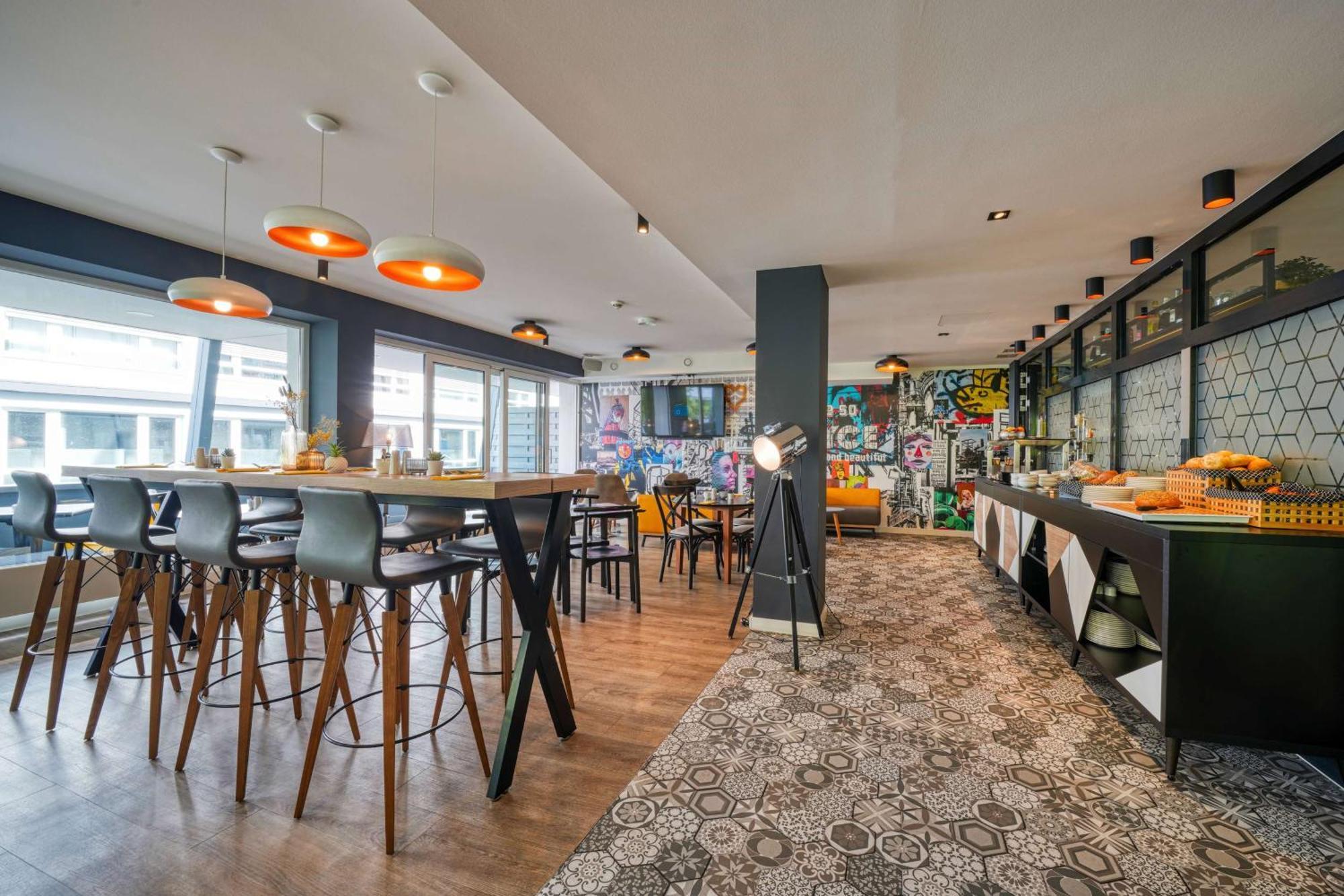 Vienna House Easy By Wyndham Dortmund City Exteriör bild